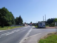 Entrée du village D97_Saint-Sauveur (CC Nièvre et Somme)