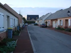 Manoir et lotissement_Villers-Bocage (CC de Bocage-Hallue)