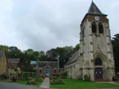 Eglise et mairie_Monsures (CC du canton de Conty)