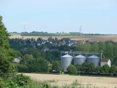Vue du village depuis Prouzel_Plachy-Buyon (CC du canton de Conty)